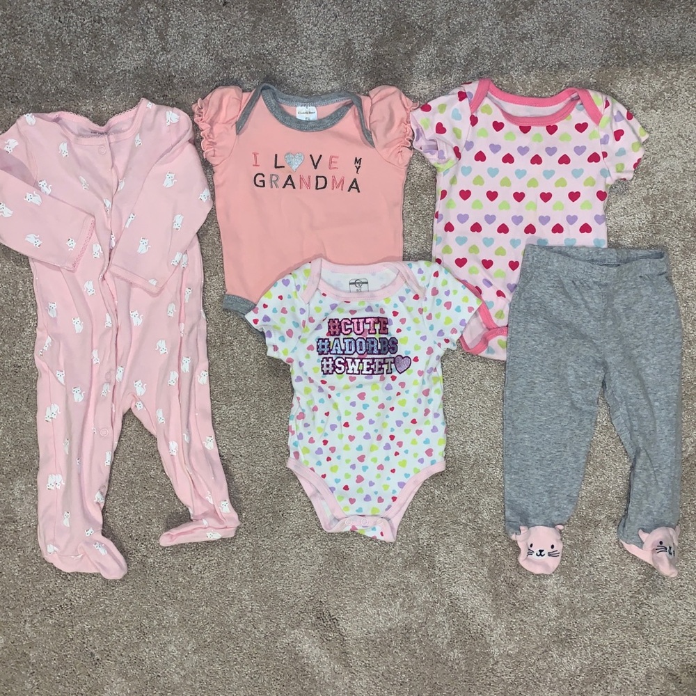 NWOT Bundle of Baby Girl 6-9mo Outfits
